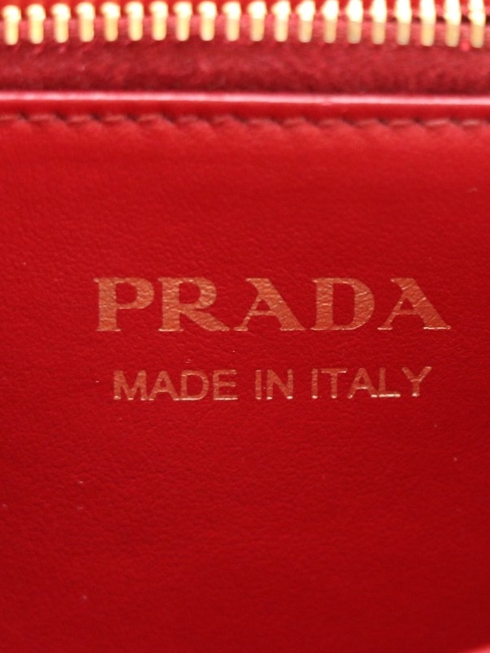 Prada Diagramme Quilted Leather Shoulder Bag in Red with Chain Strap Crossbody - Picture 6 of 15